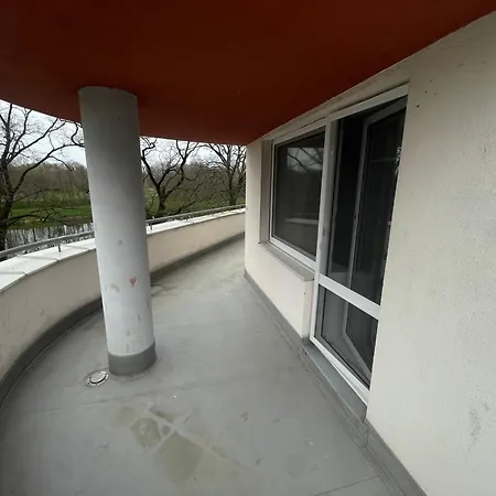 Equipped Apartment, Center, Relax Lägenhet Pardubice
